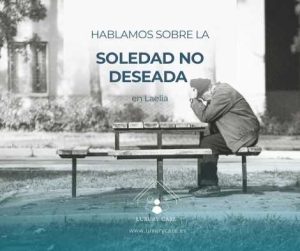 imagen de una persona mayor que afronta la soledad no deseada